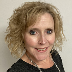 Kelly Wagner's headshot